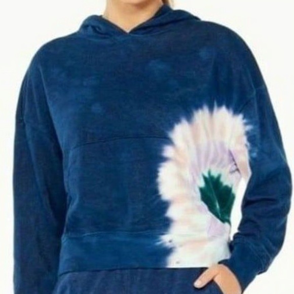 < Wildfox Tie Dye Hoodie Sweatshirt Size XL > - Picture 2 of 6